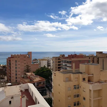 Apartamento Vistas Frontal Al Mar Apartment *